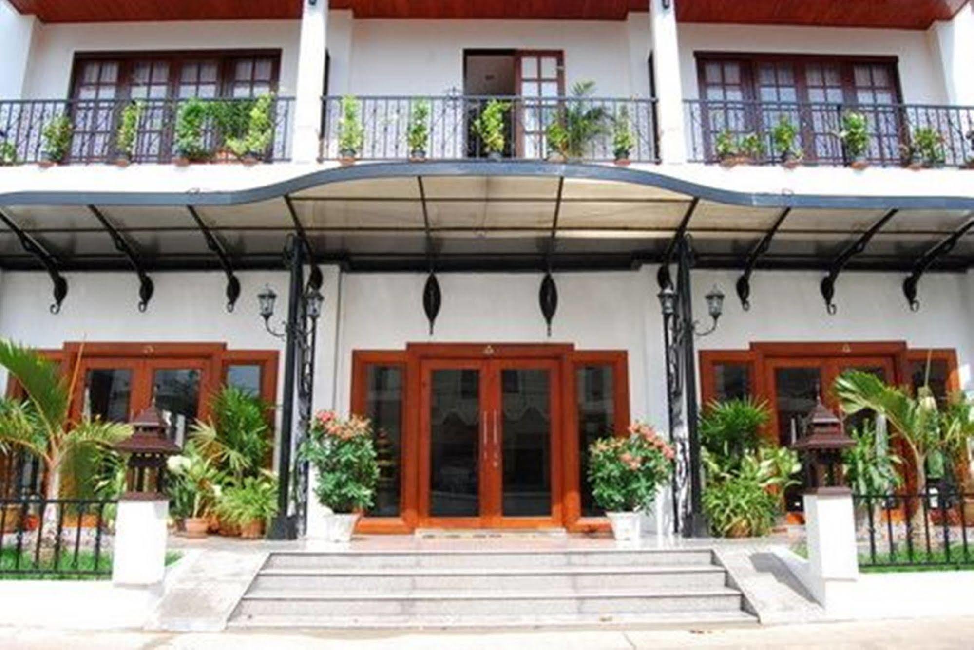 Vayakorn Inn Vientiane Exteriér fotografie