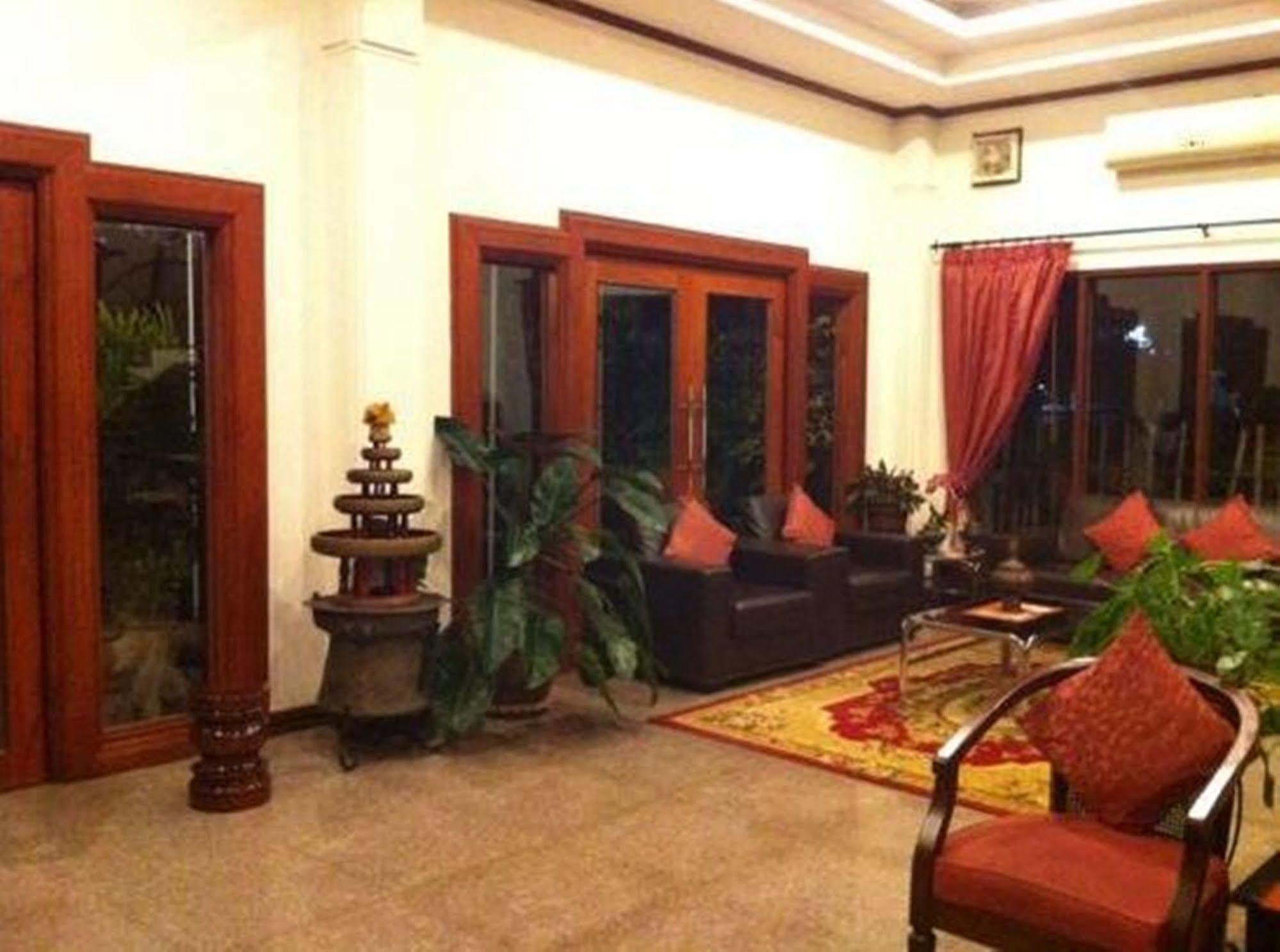 Vayakorn Inn Vientiane Exteriér fotografie